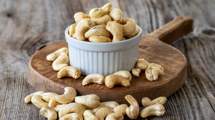 There are many health benefits associated with cashews
